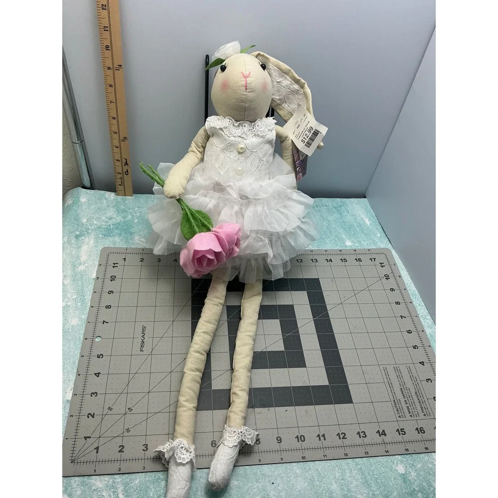 222 Elegance Whimsical Long Leg Bunny Doll White Lace Tutu Pink Rose NWT 22in